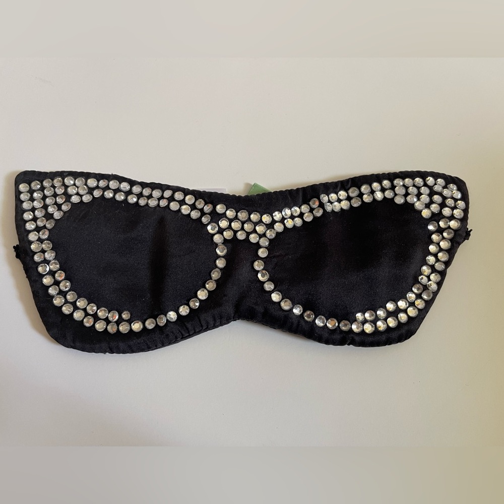 Eye mask for sleep